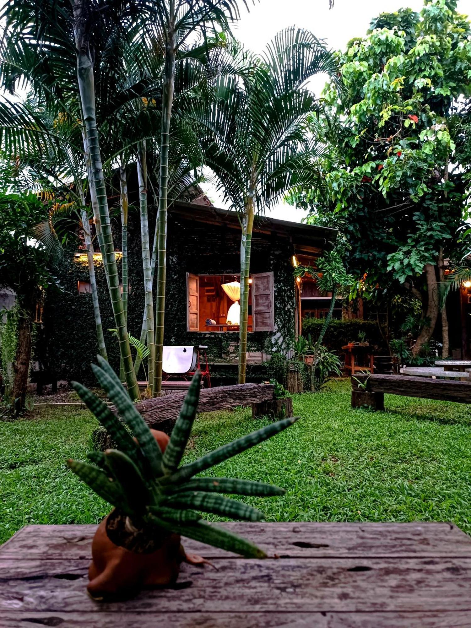 Cabinthai Mae Chaem Exterior foto